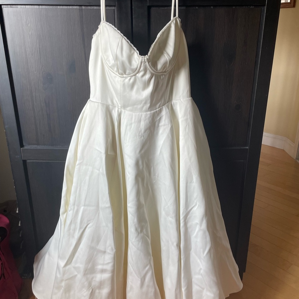 House of CB White Strapless Dress